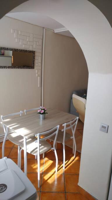 Bonito Y Acogedor Apartamento Cerca De Donostia San Sebastian Lezo Exteriör bild
